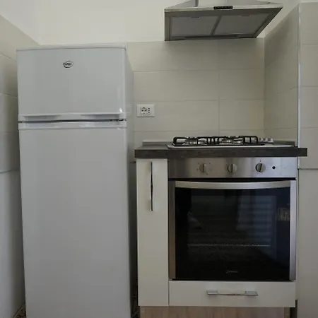 Gagliola Cento Apartment *