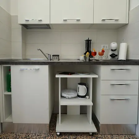 Gagliola Cento Apartment La Spezia