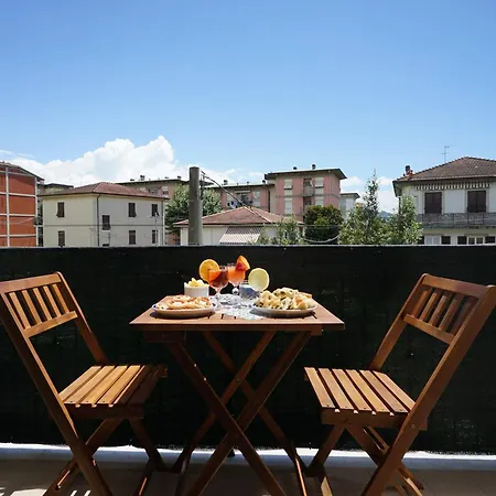 Gagliola Cento Apartment La Spezia
